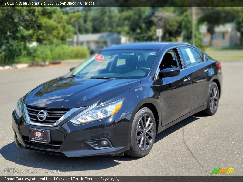 Super Black / Charcoal 2018 Nissan Altima 2.5 SV