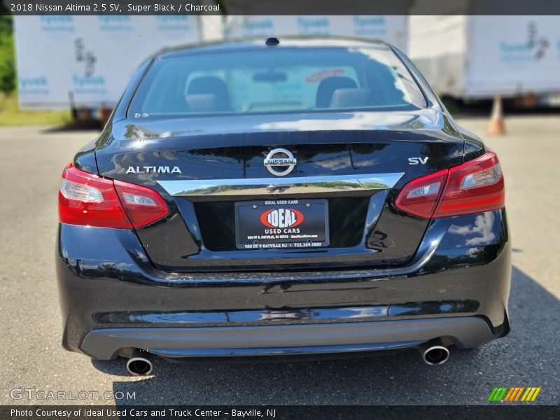 Super Black / Charcoal 2018 Nissan Altima 2.5 SV