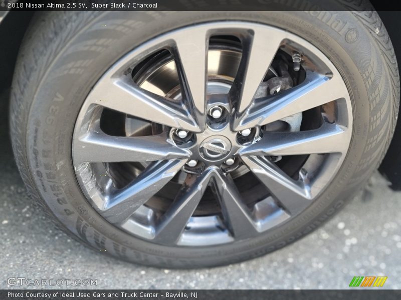 Super Black / Charcoal 2018 Nissan Altima 2.5 SV