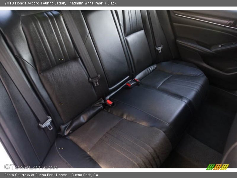 Platinum White Pearl / Black 2018 Honda Accord Touring Sedan