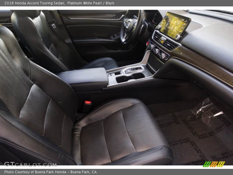 Platinum White Pearl / Black 2018 Honda Accord Touring Sedan