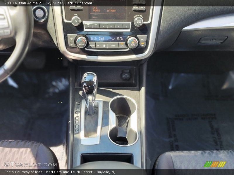 Super Black / Charcoal 2018 Nissan Altima 2.5 SV