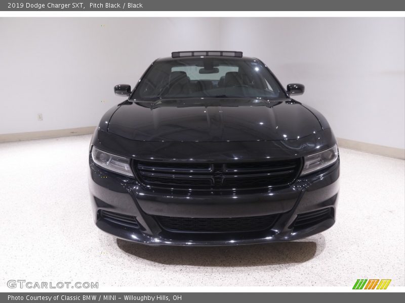 Pitch Black / Black 2019 Dodge Charger SXT