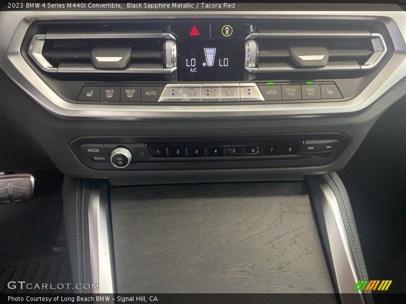 Controls of 2023 4 Series M440i Convertible