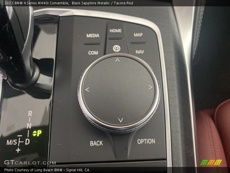 Controls of 2023 4 Series M440i Convertible