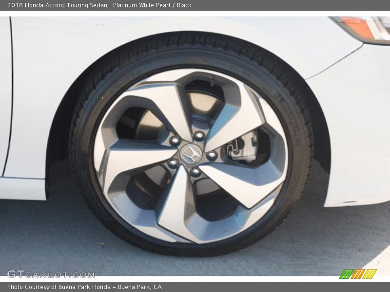Platinum White Pearl / Black 2018 Honda Accord Touring Sedan