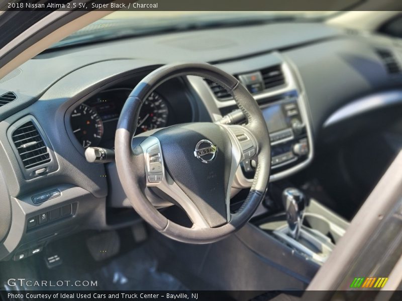 Super Black / Charcoal 2018 Nissan Altima 2.5 SV