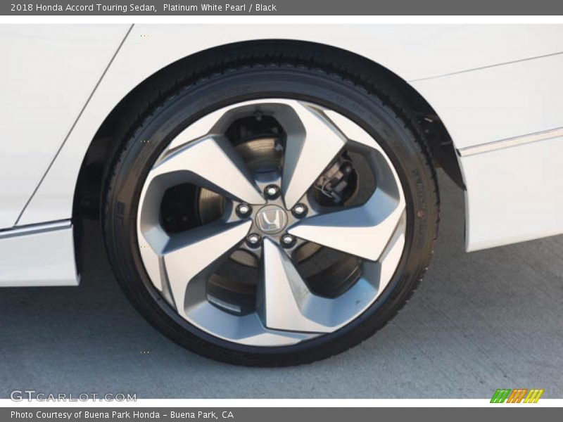Platinum White Pearl / Black 2018 Honda Accord Touring Sedan
