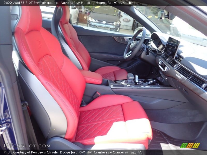  2022 S5 3.0T Prestige quattro Magma Red/Gray Stitching Interior