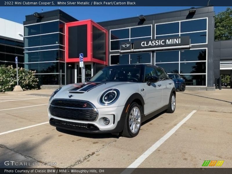 White Silver Metallic / Black Pearl/Carbon Black 2022 Mini Clubman Cooper S