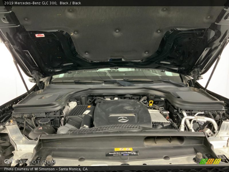 Black / Black 2019 Mercedes-Benz GLC 300