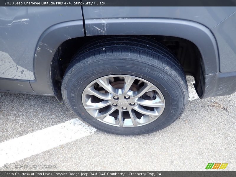 Sting-Gray / Black 2020 Jeep Cherokee Latitude Plus 4x4