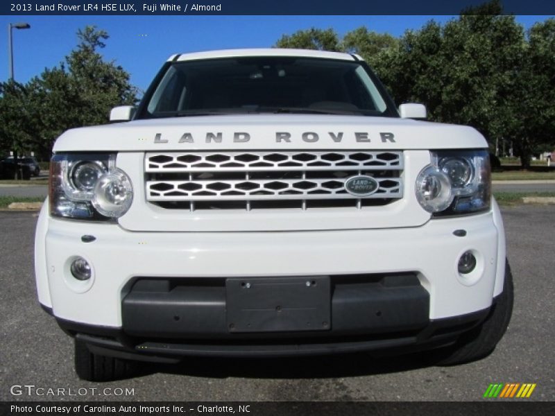 Fuji White / Almond 2013 Land Rover LR4 HSE LUX