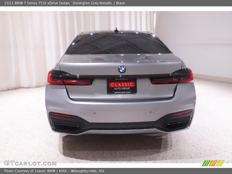 Donington Grey Metallic / Black 2021 BMW 7 Series 750i xDrive Sedan