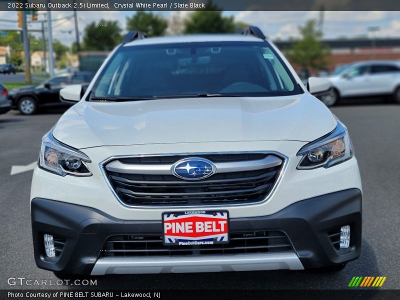 Crystal White Pearl / Slate Black 2022 Subaru Outback 2.5i Limited