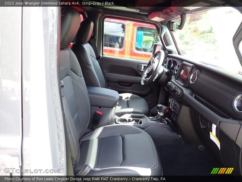 2023 Wrangler Unlimited Sahara 4x4 Black Interior