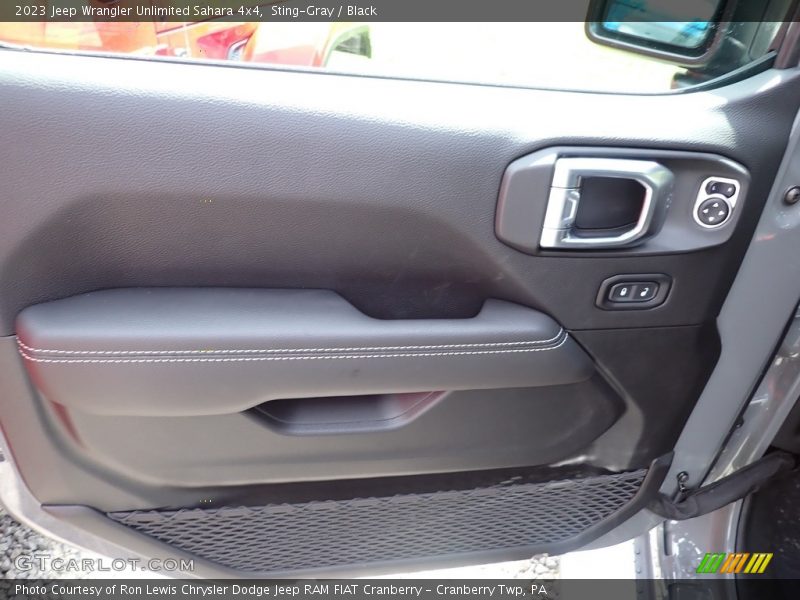 Door Panel of 2023 Wrangler Unlimited Sahara 4x4