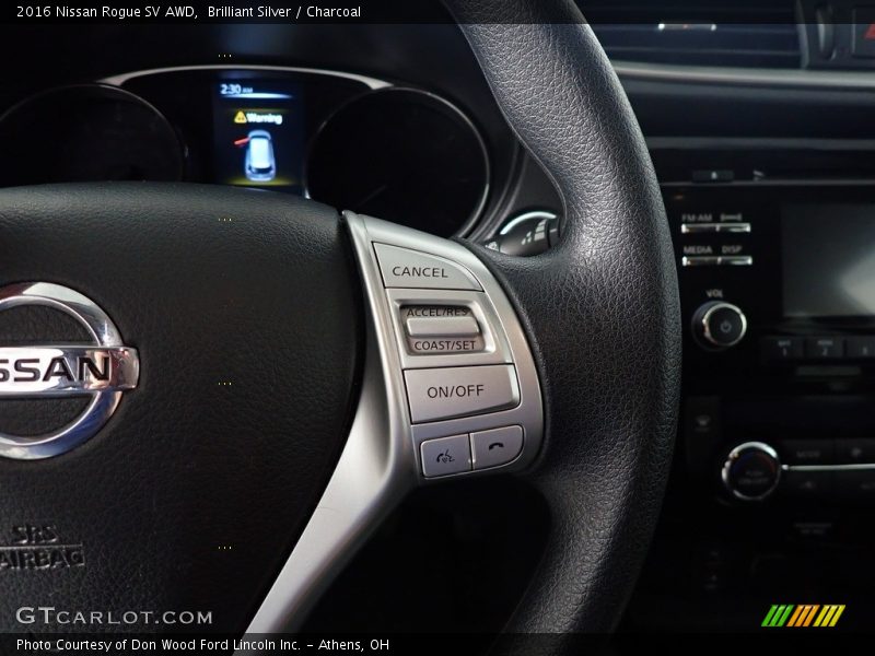 Brilliant Silver / Charcoal 2016 Nissan Rogue SV AWD