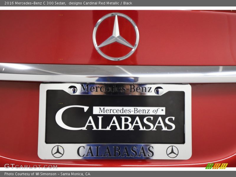 designo Cardinal Red Metallic / Black 2016 Mercedes-Benz C 300 Sedan