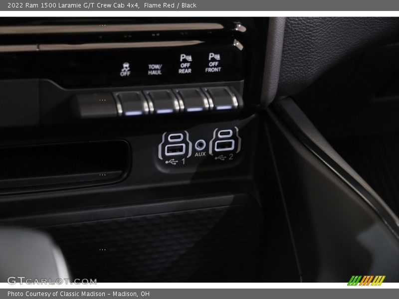Controls of 2022 1500 Laramie G/T Crew Cab 4x4