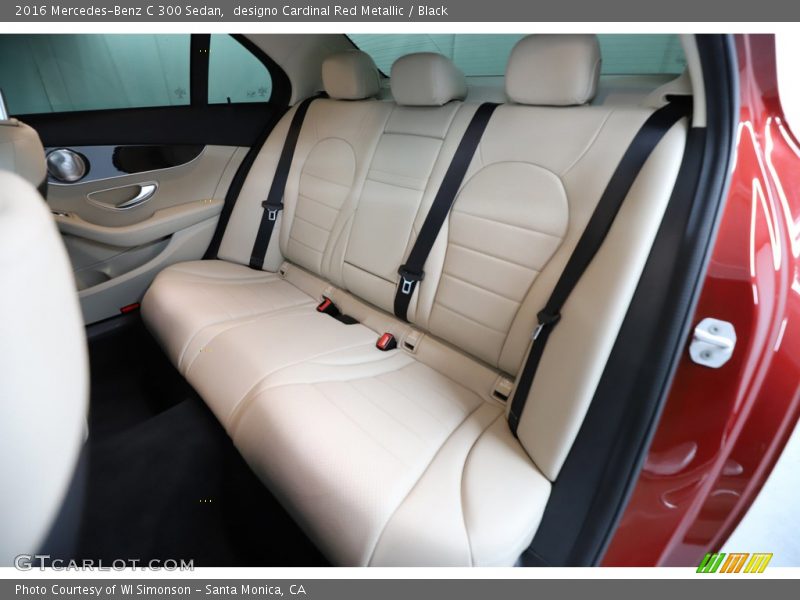 designo Cardinal Red Metallic / Black 2016 Mercedes-Benz C 300 Sedan