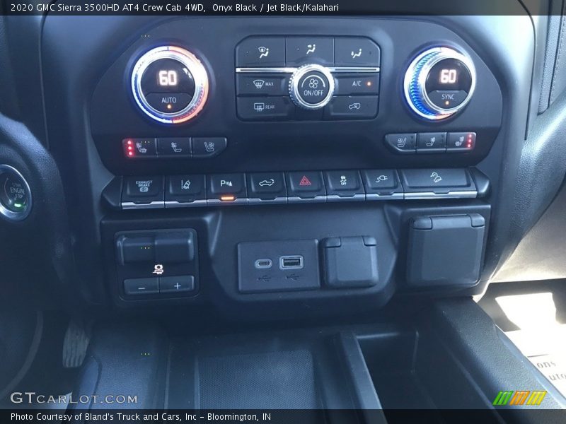 Onyx Black / Jet Black/Kalahari 2020 GMC Sierra 3500HD AT4 Crew Cab 4WD