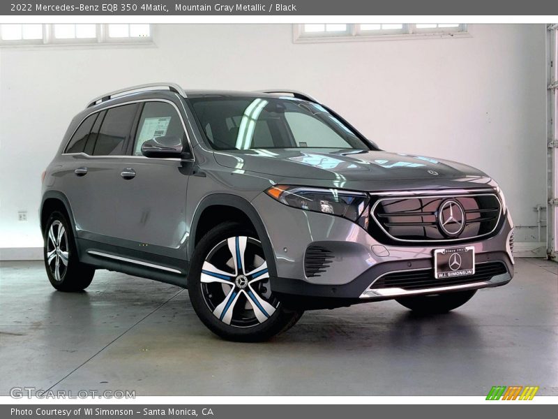 Front 3/4 View of 2022 EQB 350 4Matic