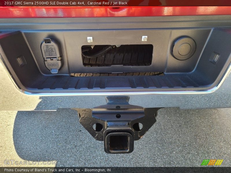 Cardinal Red / Jet Black 2017 GMC Sierra 2500HD SLE Double Cab 4x4