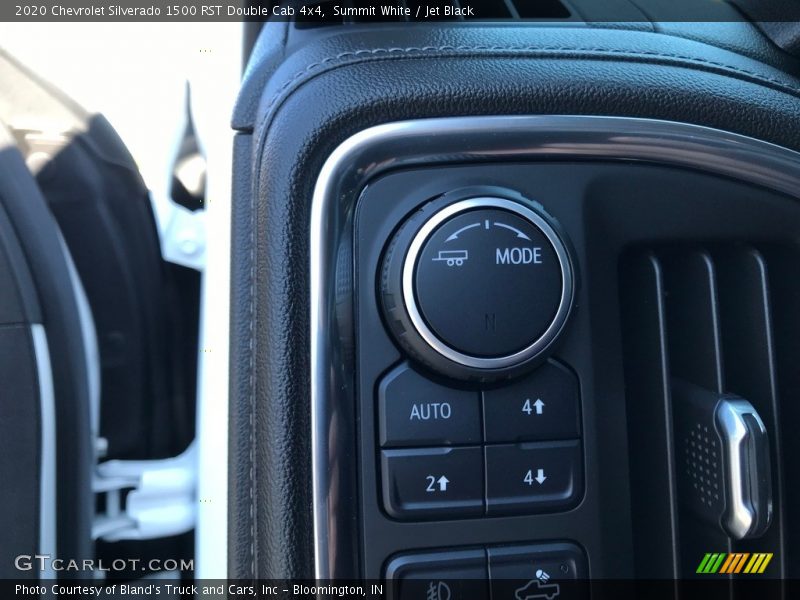 Summit White / Jet Black 2020 Chevrolet Silverado 1500 RST Double Cab 4x4