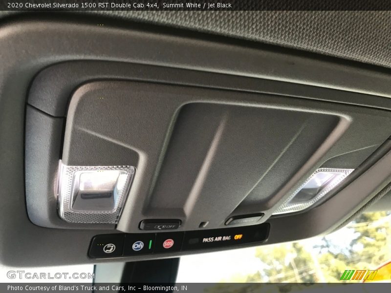 Summit White / Jet Black 2020 Chevrolet Silverado 1500 RST Double Cab 4x4