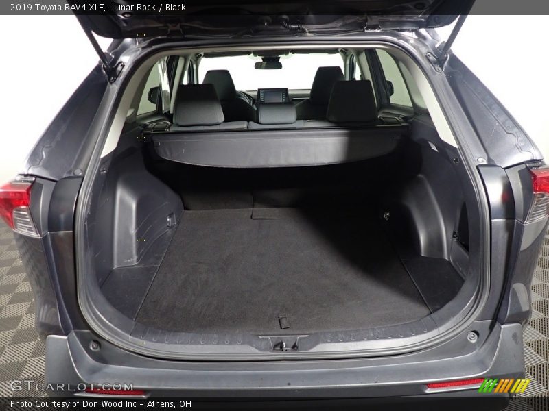 Lunar Rock / Black 2019 Toyota RAV4 XLE