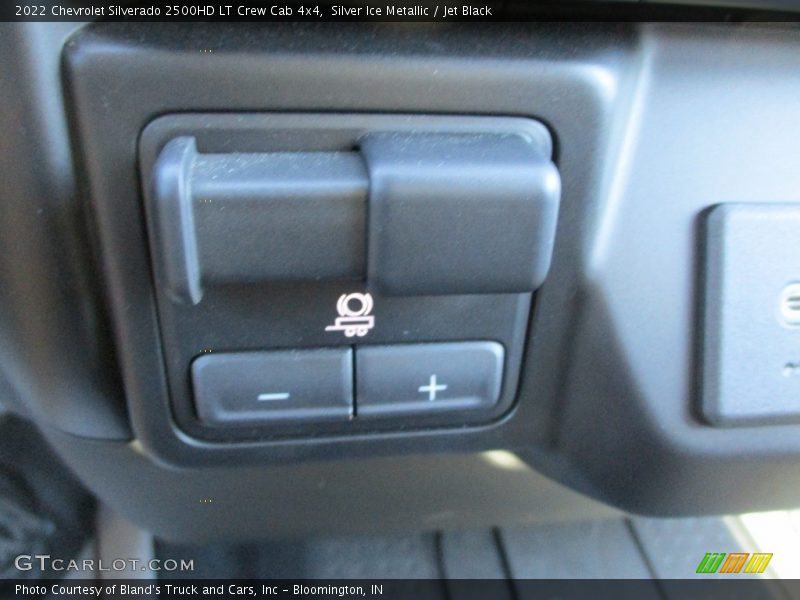Silver Ice Metallic / Jet Black 2022 Chevrolet Silverado 2500HD LT Crew Cab 4x4