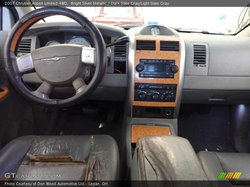 Bright Silver Metallic / Dark Slate Gray/Light Slate Gray 2007 Chrysler Aspen Limited 4WD