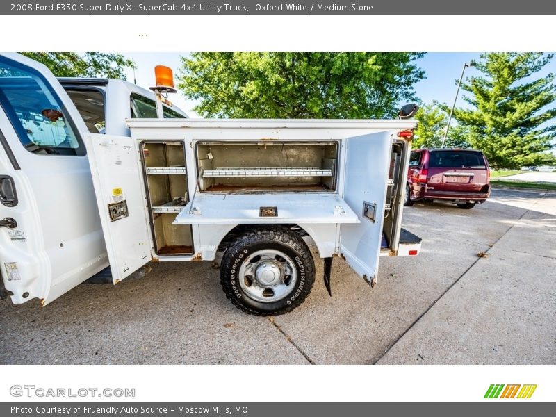 Oxford White / Medium Stone 2008 Ford F350 Super Duty XL SuperCab 4x4 Utility Truck