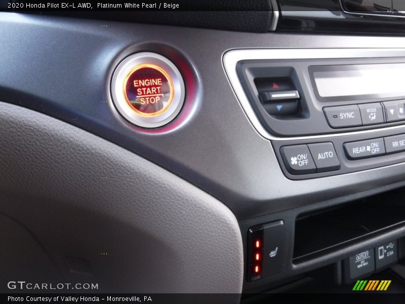 Platinum White Pearl / Beige 2020 Honda Pilot EX-L AWD