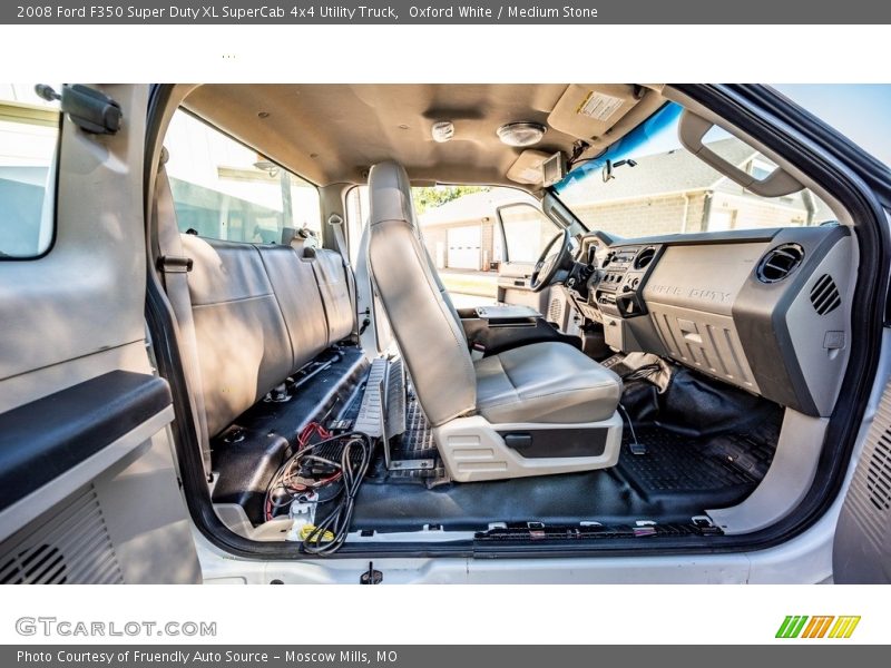 Oxford White / Medium Stone 2008 Ford F350 Super Duty XL SuperCab 4x4 Utility Truck