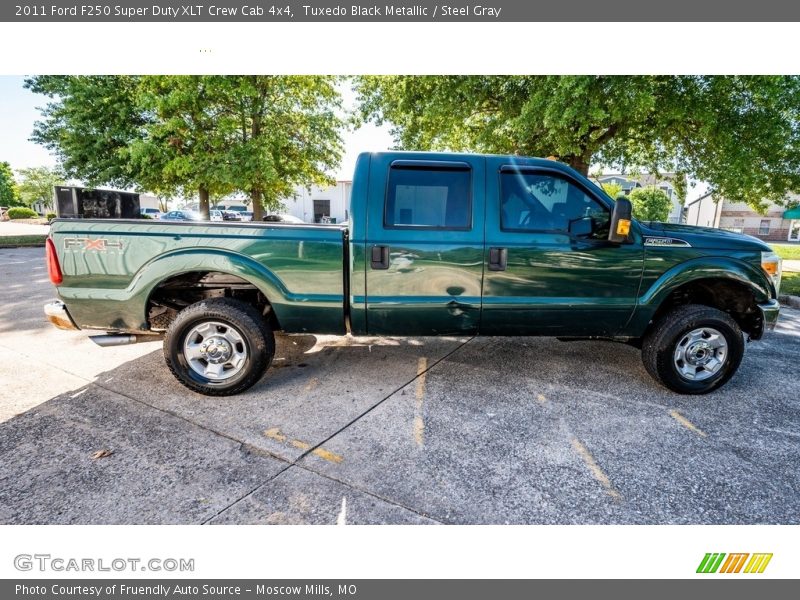 Tuxedo Black Metallic / Steel Gray 2011 Ford F250 Super Duty XLT Crew Cab 4x4