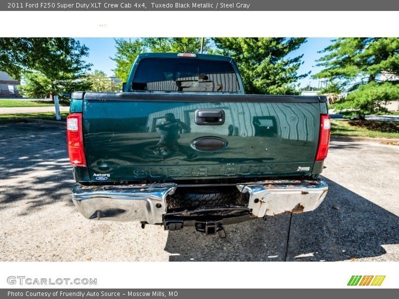Tuxedo Black Metallic / Steel Gray 2011 Ford F250 Super Duty XLT Crew Cab 4x4