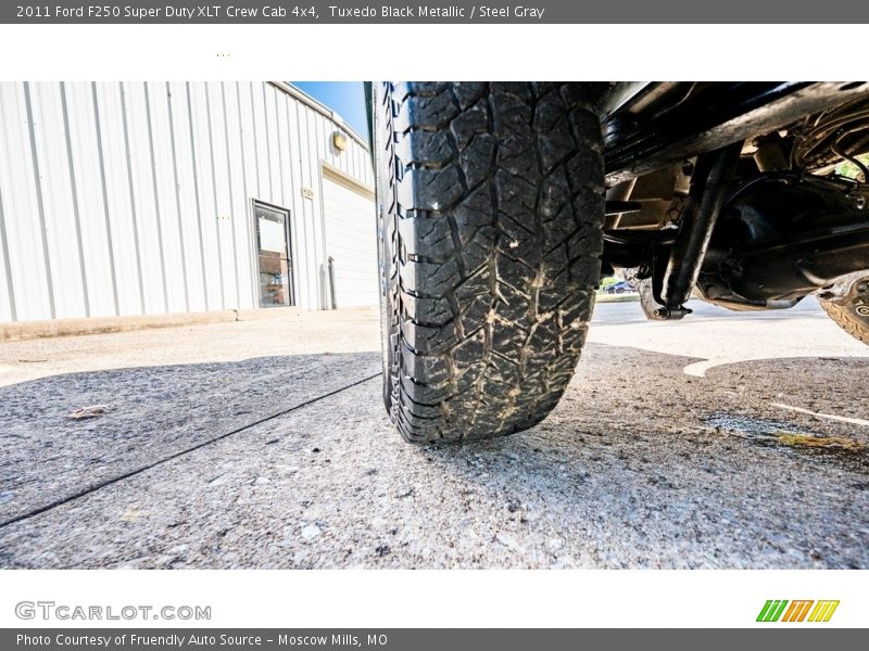 Tuxedo Black Metallic / Steel Gray 2011 Ford F250 Super Duty XLT Crew Cab 4x4