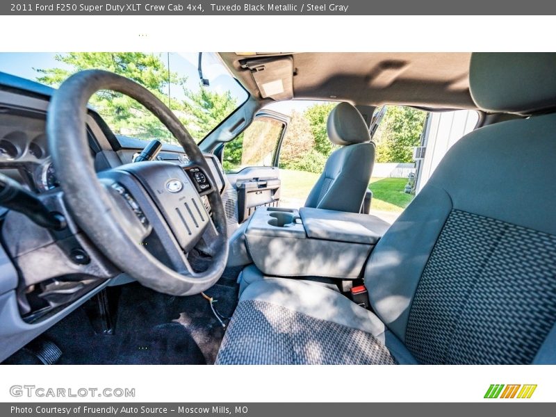 Tuxedo Black Metallic / Steel Gray 2011 Ford F250 Super Duty XLT Crew Cab 4x4