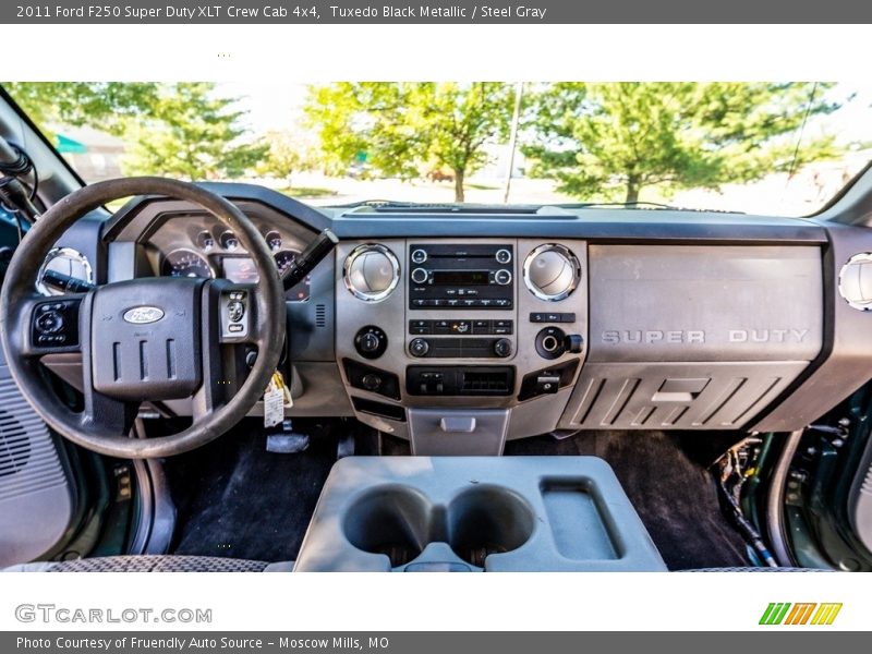 Tuxedo Black Metallic / Steel Gray 2011 Ford F250 Super Duty XLT Crew Cab 4x4