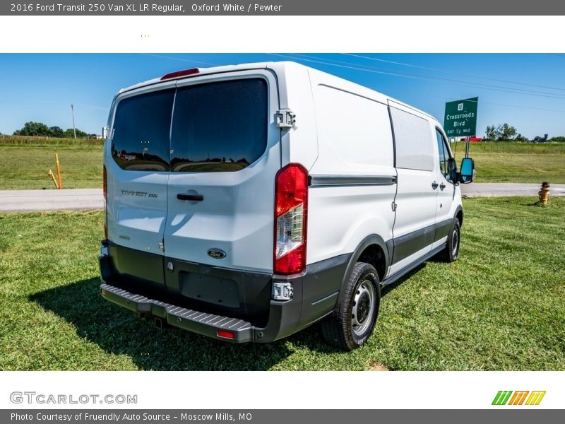 Oxford White / Pewter 2016 Ford Transit 250 Van XL LR Regular