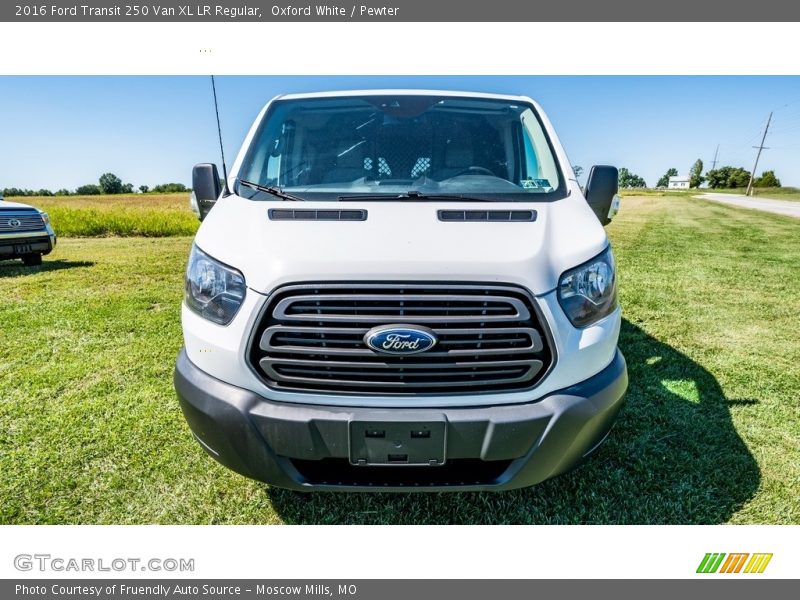 Oxford White / Pewter 2016 Ford Transit 250 Van XL LR Regular