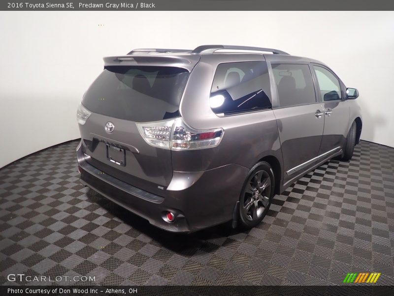 Predawn Gray Mica / Black 2016 Toyota Sienna SE