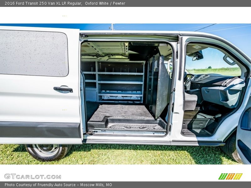 Oxford White / Pewter 2016 Ford Transit 250 Van XL LR Regular