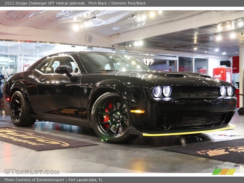  2022 Challenger SRT Hellcat Jailbreak Pitch Black