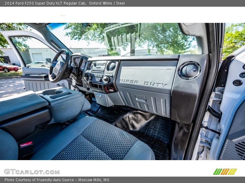 Dashboard of 2014 F250 Super Duty XLT Regular Cab