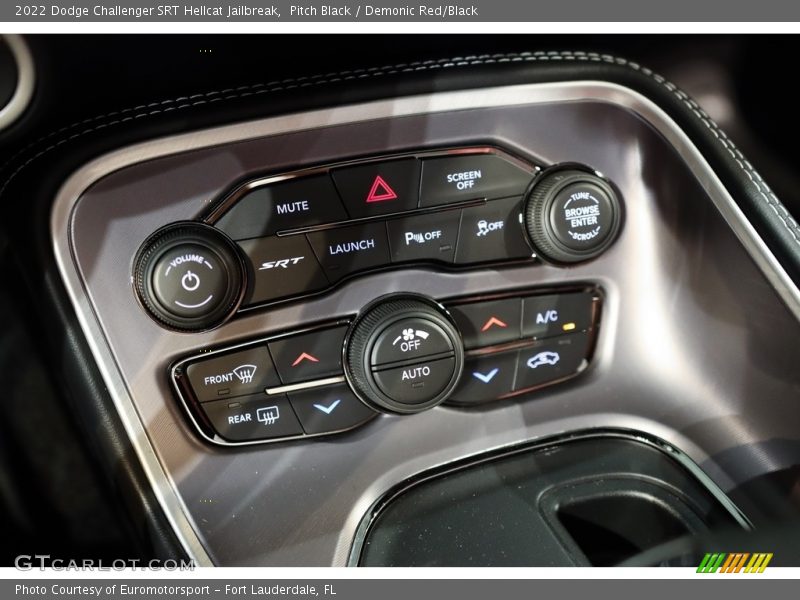 Controls of 2022 Challenger SRT Hellcat Jailbreak
