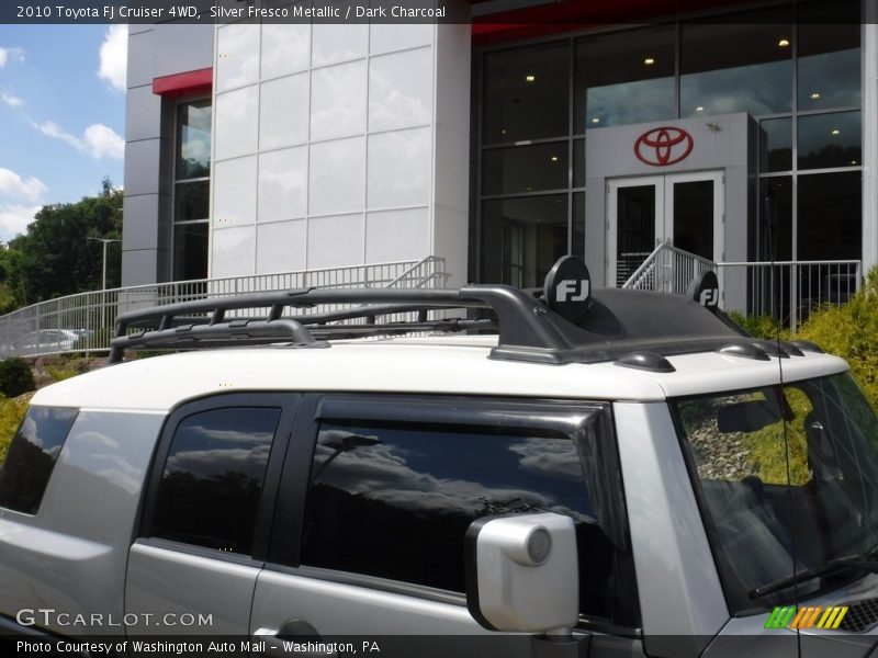 Silver Fresco Metallic / Dark Charcoal 2010 Toyota FJ Cruiser 4WD