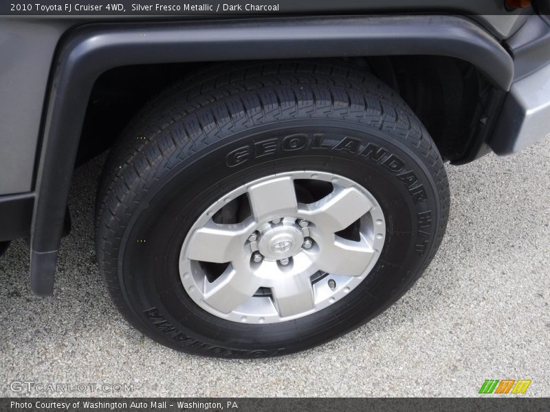 Silver Fresco Metallic / Dark Charcoal 2010 Toyota FJ Cruiser 4WD